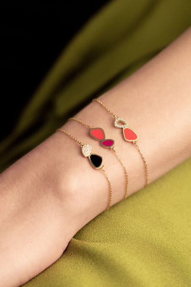 In Bloom Gold and Enamel Petal Chain Bracelet