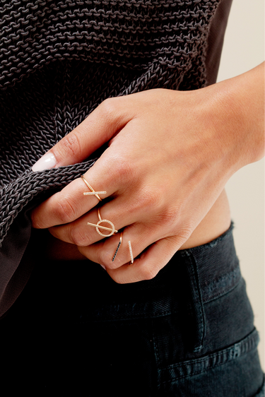 Geometric Line Ring with Diamonds, 18kt gold, white and black diamonds, Randa Tabbah GEOmetry collection, Lebanese fine jewelry